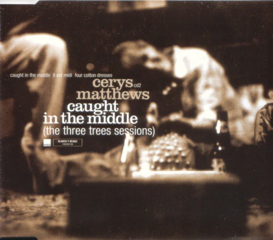 Cerys Matthews - Caught In The Middle (The Three Trees Sessions) (CD)