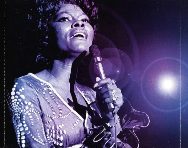 Dionne Warwick - The Essence Of Dionne (CD) - Image 2