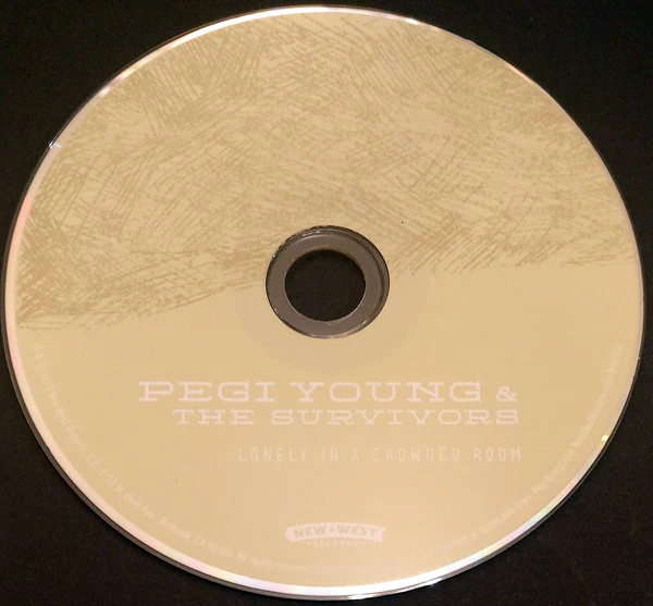 Pegi Young & The Survivors - Lonely In A Crowded Room (CD) - Image 3