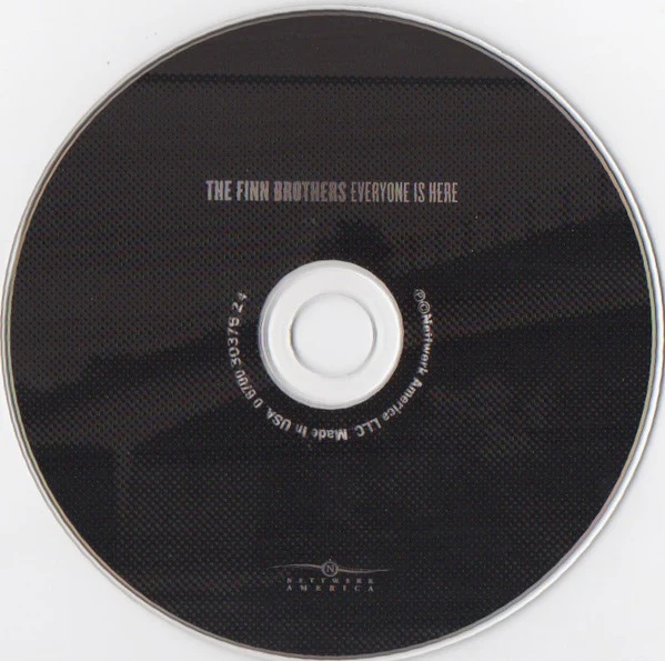 The Finn Brothers - Everyone Is Here (CD) - Image 3